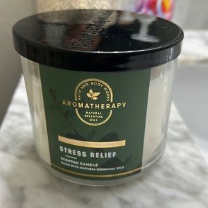 Bath & Body Works Stress Relief Candle